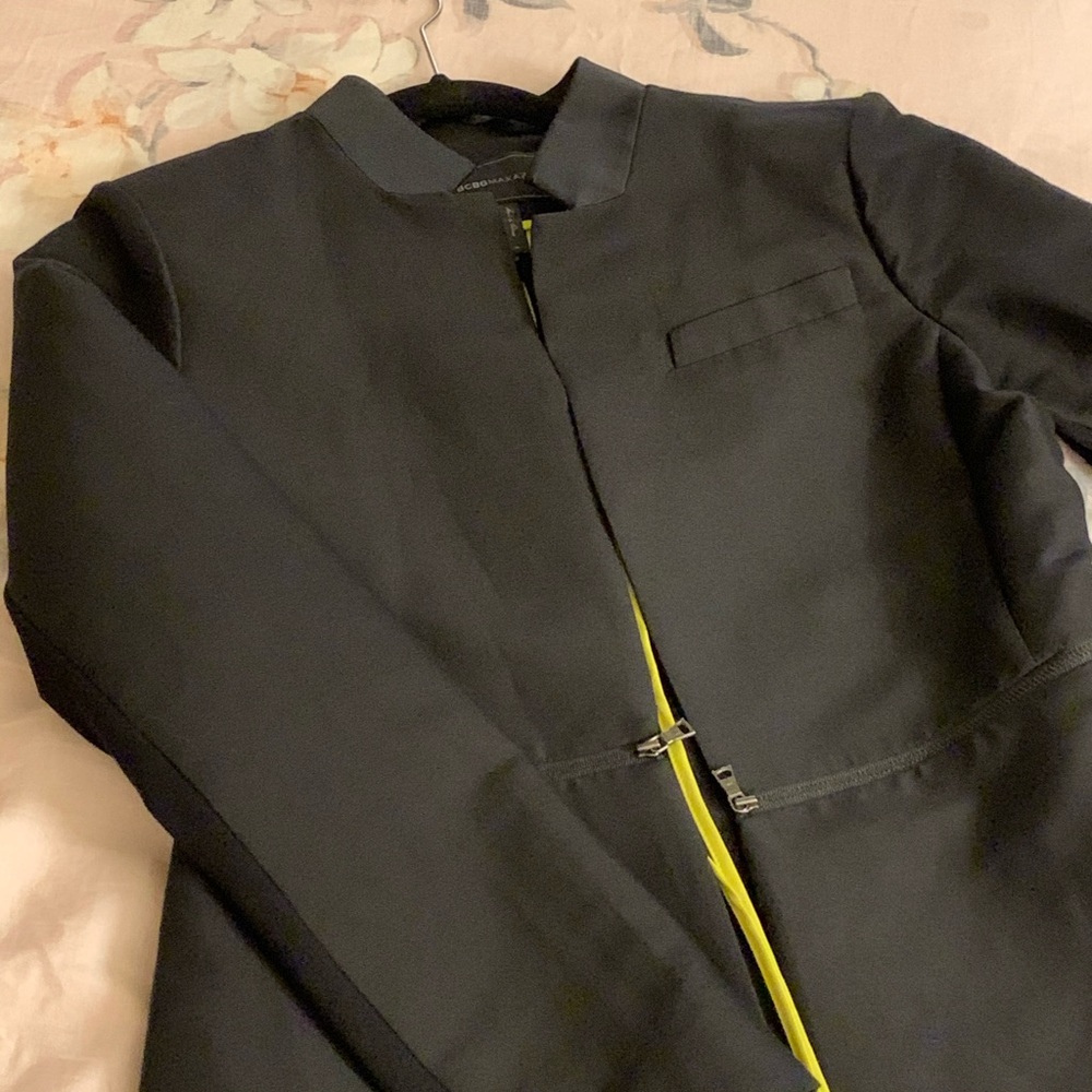BCBG tuxedo style jacket
